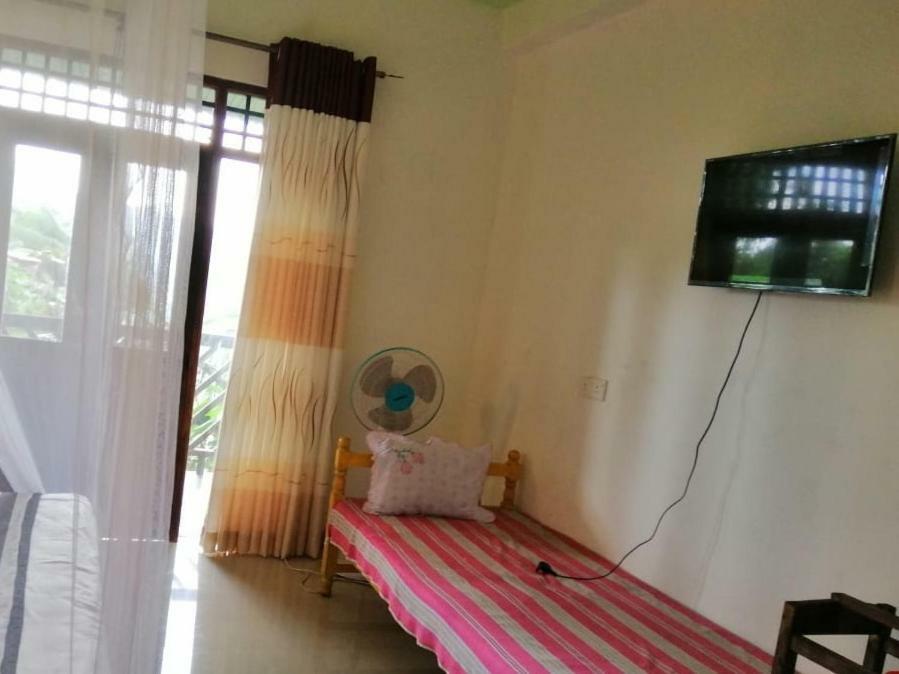 New Red Rose Ella Apartment ภายนอก รูปภาพ