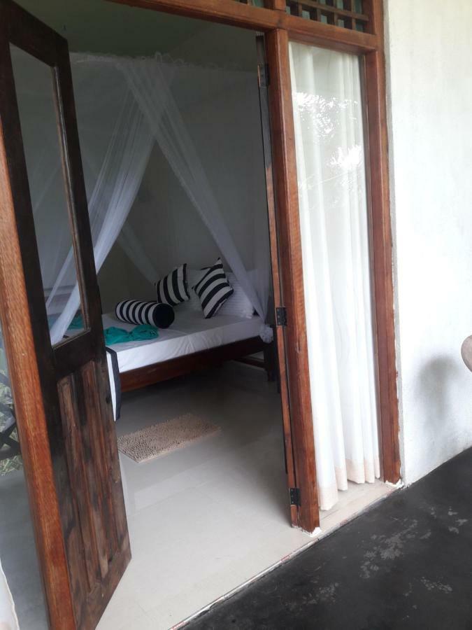 New Red Rose Ella Apartment ภายนอก รูปภาพ